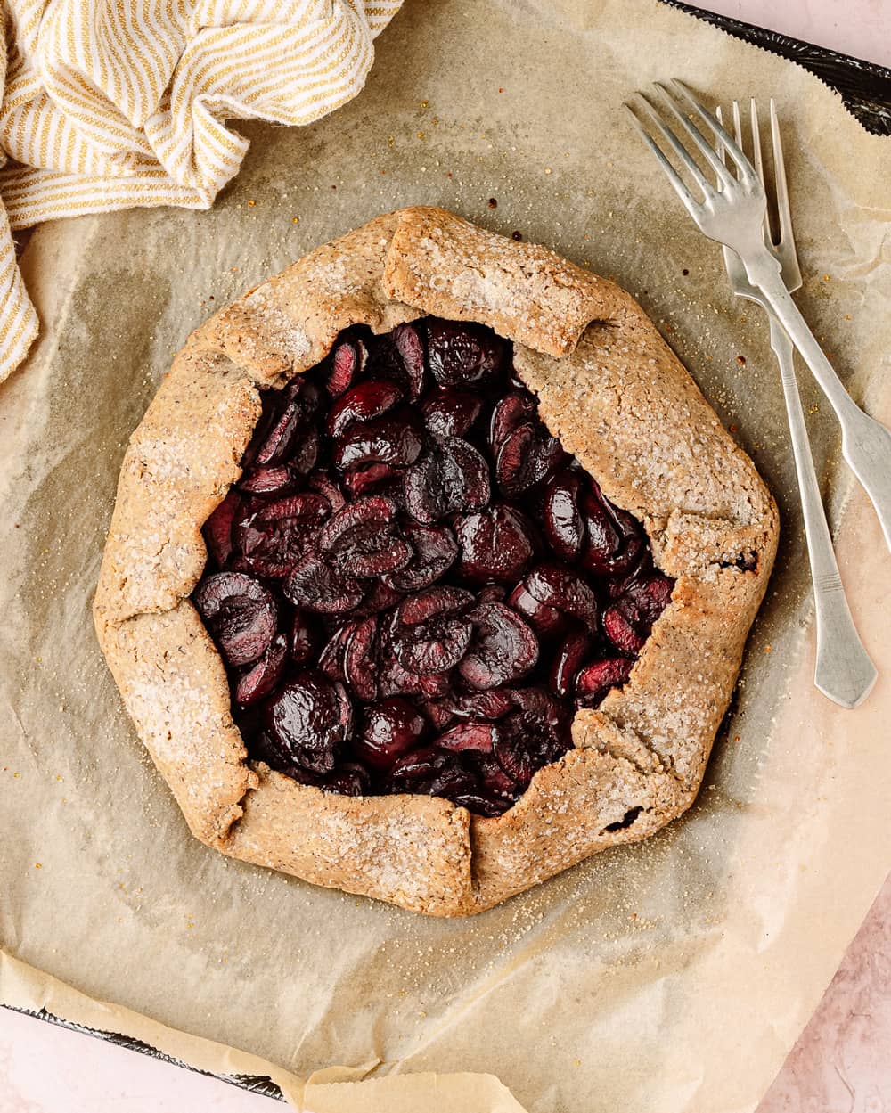 Galette alle ciliegie senza glutine e vegan